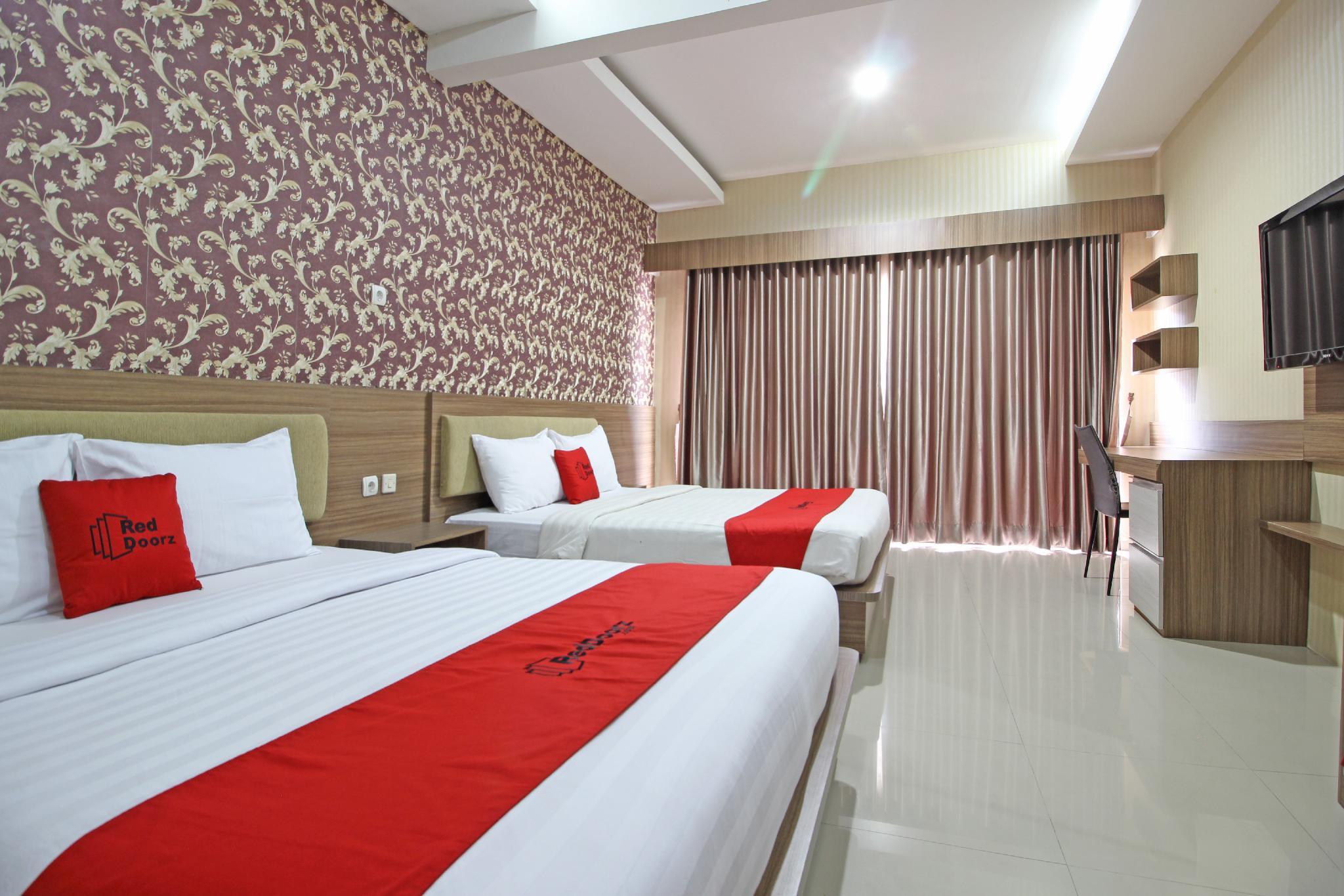 Reddoorz Near Jogja City Mall Melati Екстериор снимка