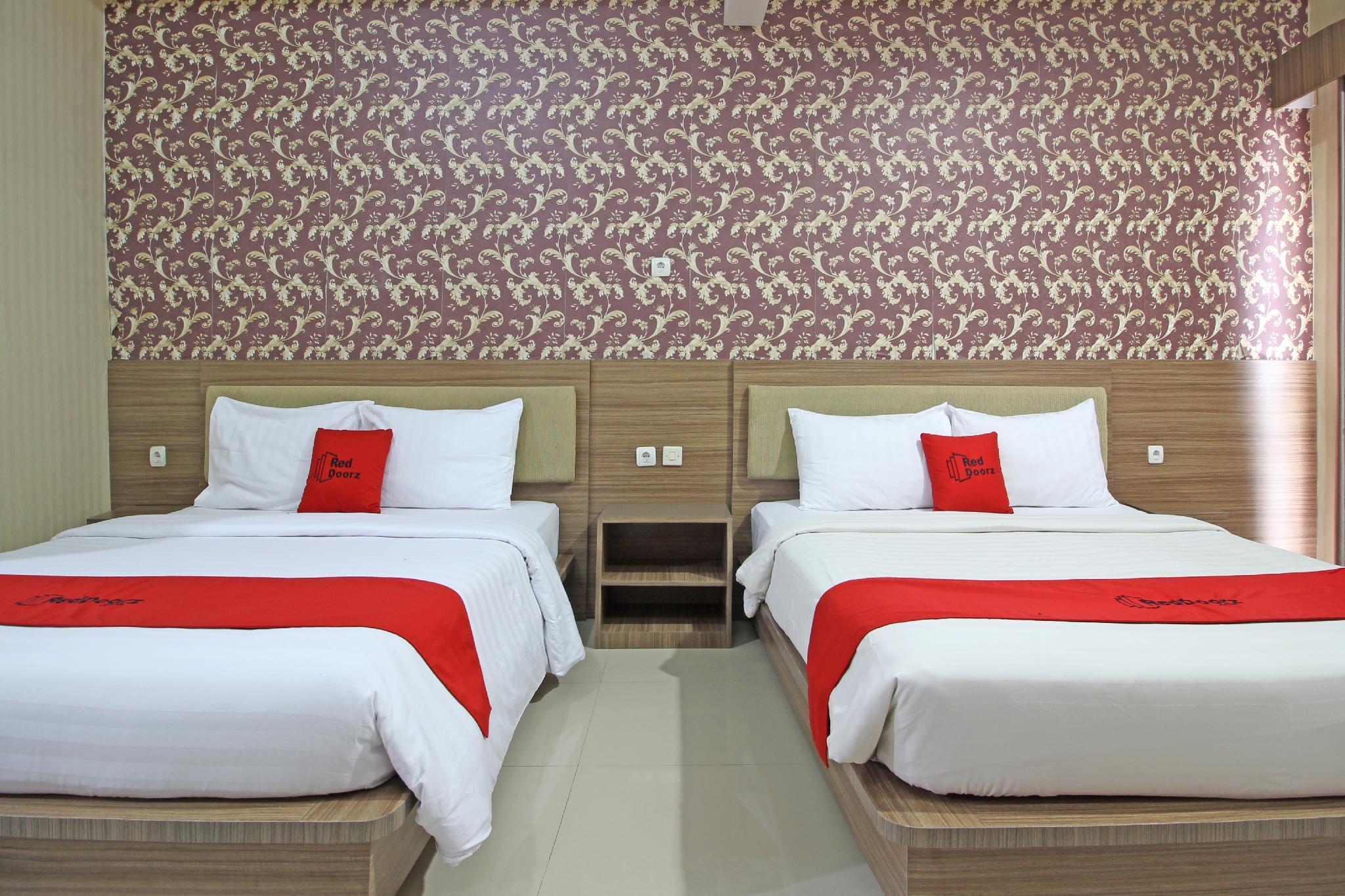 Reddoorz Near Jogja City Mall Melati Екстериор снимка
