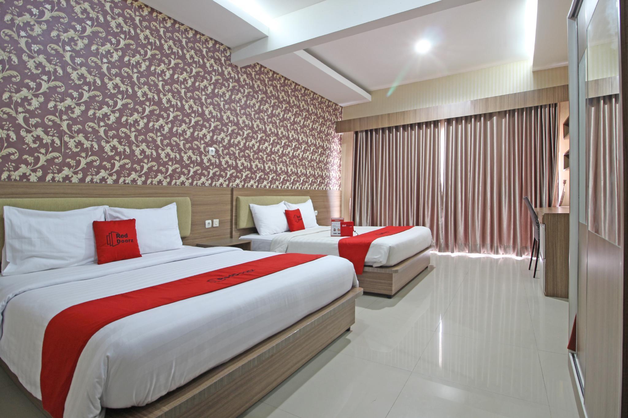 Reddoorz Near Jogja City Mall Melati Екстериор снимка