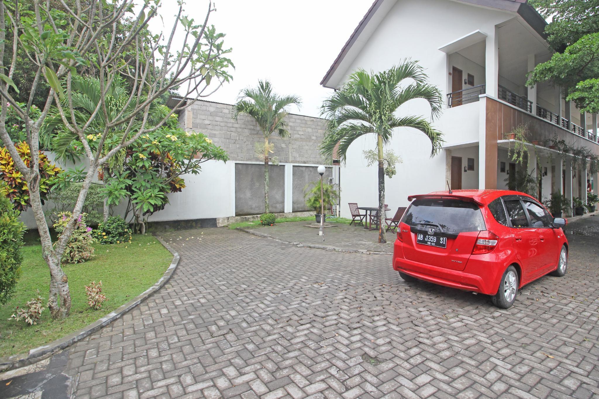 Reddoorz Near Jogja City Mall Melati Екстериор снимка