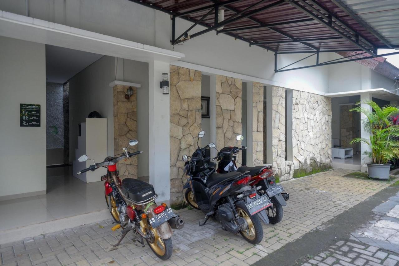 Reddoorz Near Jogja City Mall Melati Екстериор снимка