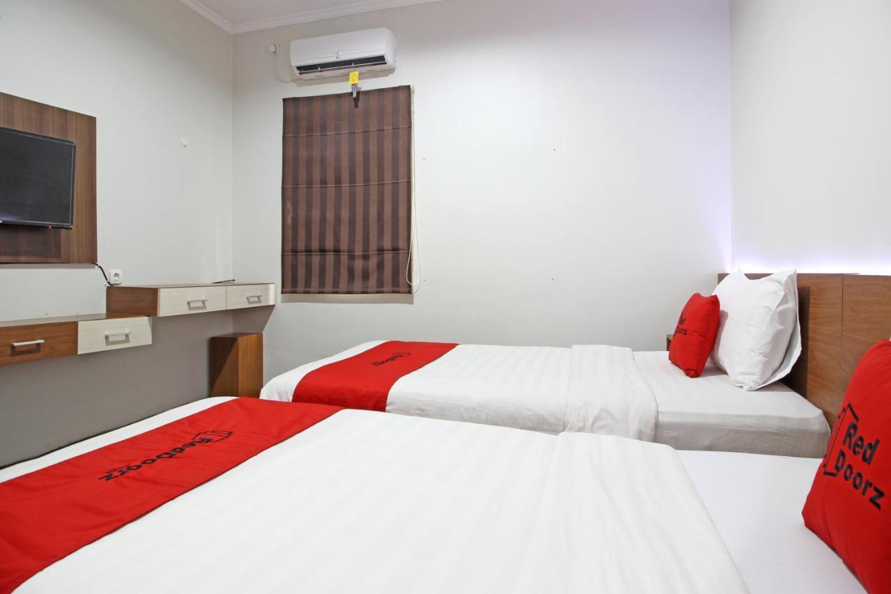 Reddoorz Near Jogja City Mall Melati Екстериор снимка